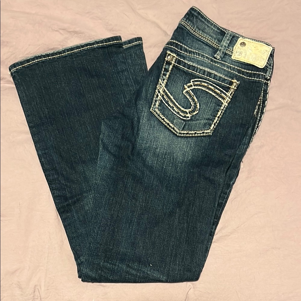 Blue Boot Cut Jeans with Stylish Stitching